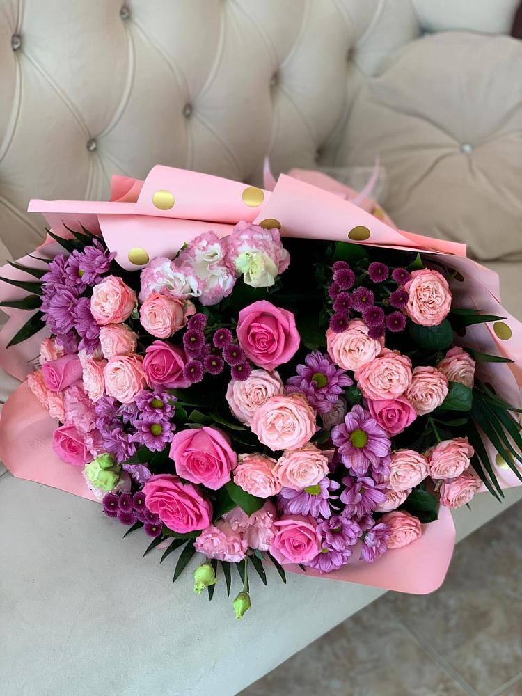 Букет цветов из: Хризантемы, Розы и Лизиантусы в Журавском