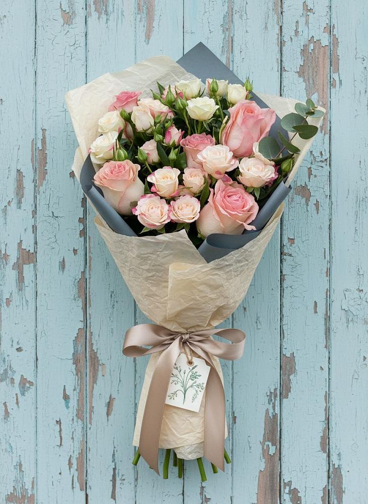 Букет цветов из: Розы в Журавском