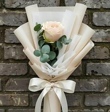 Букет цветов из:  Розы в Журавском