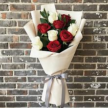 Букет цветов из:  Розы в Журавском
