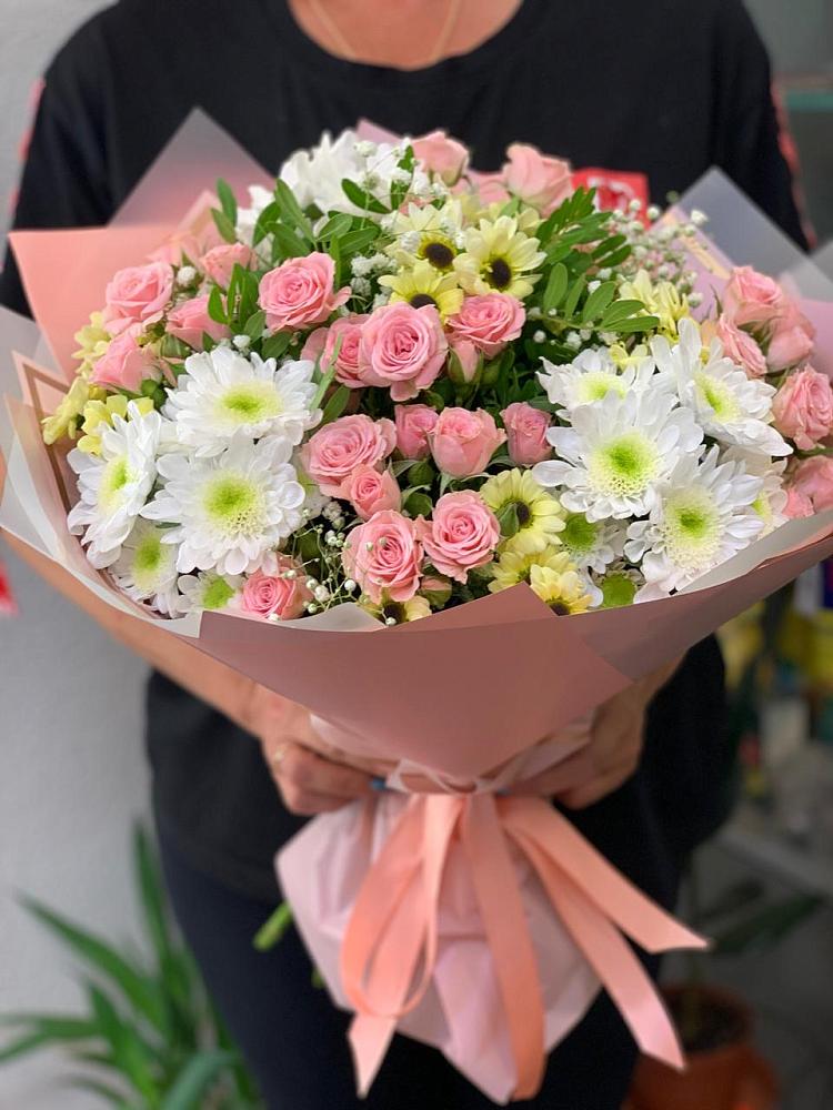 Букет цветов из: Розы и Хризантемы в Журавском