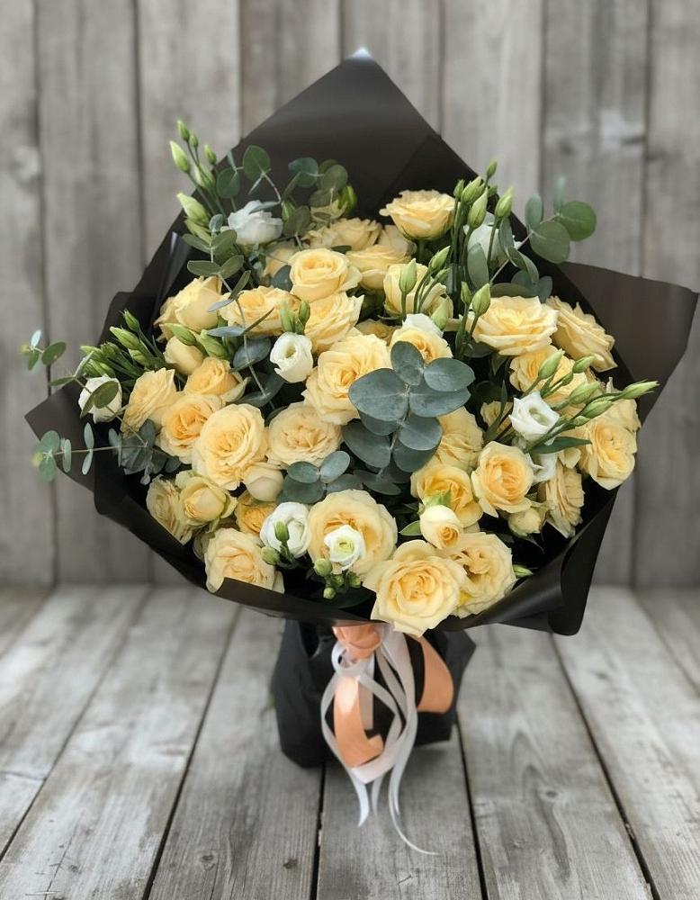 Букет цветов из: Розы и Лизиантусы в Журавском