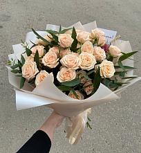 Букет Кремовые розы Латте в Журавском
