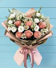 Букет цветов из:  Розы, Альстромерии и Лизиантусы в Журавском