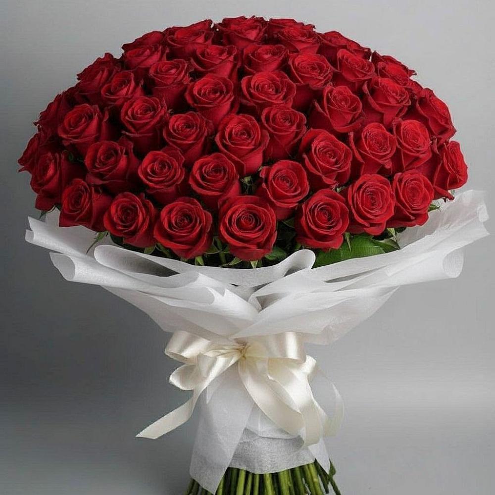 Букет 101 Красная роза Блэк Мэджик в Журавском