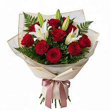 Букет цветов из:  Лилии и Розы в Журавском