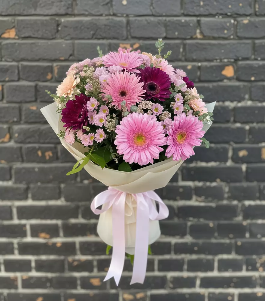 Букет цветов из: Герберы и Хризантемы в Журавском