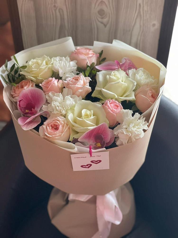 Букет цветов из: Орхидеи, Розы и Гвоздики в Журавском