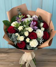 Букет цветов из:  Розы и Альстромерии в Журавском