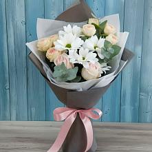 Букет цветов из:  Хризантемы и Розы в Журавском