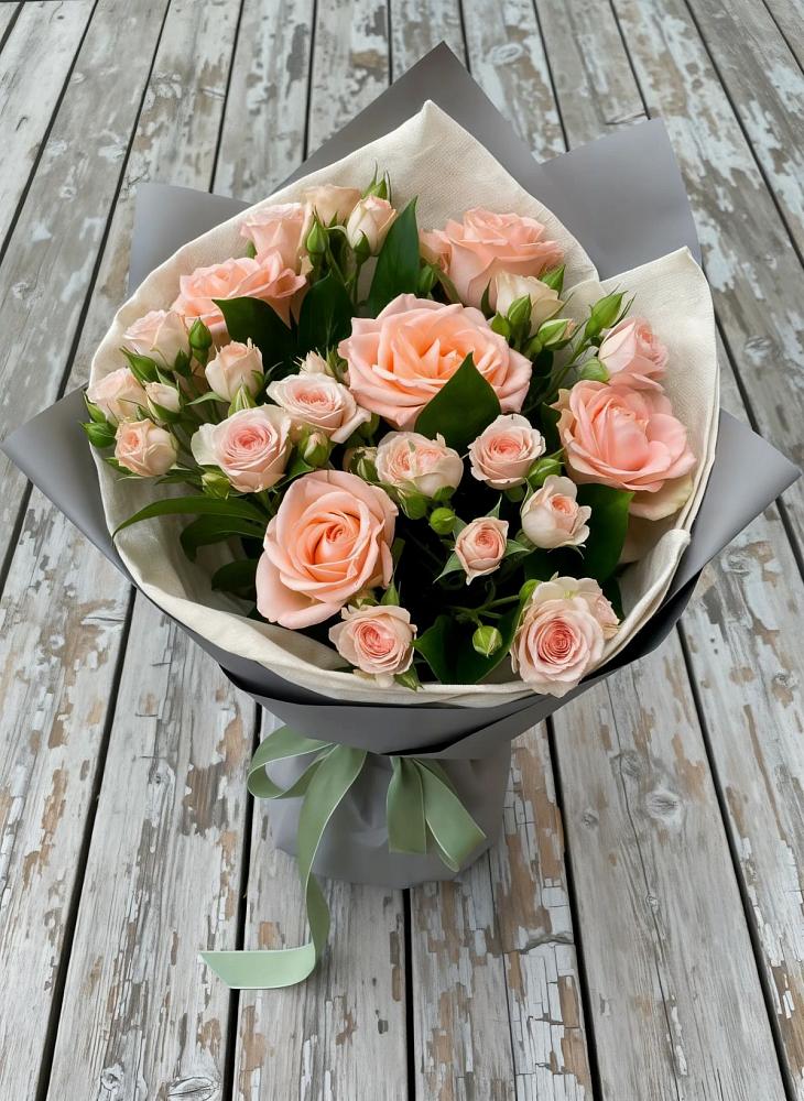Букет цветов из: Розы в Журавском