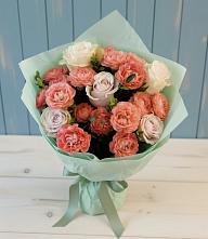 Букет цветов из:  Розы в Журавском