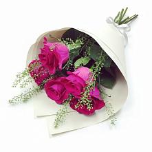 Букет цветов из:  Розы в Журавском