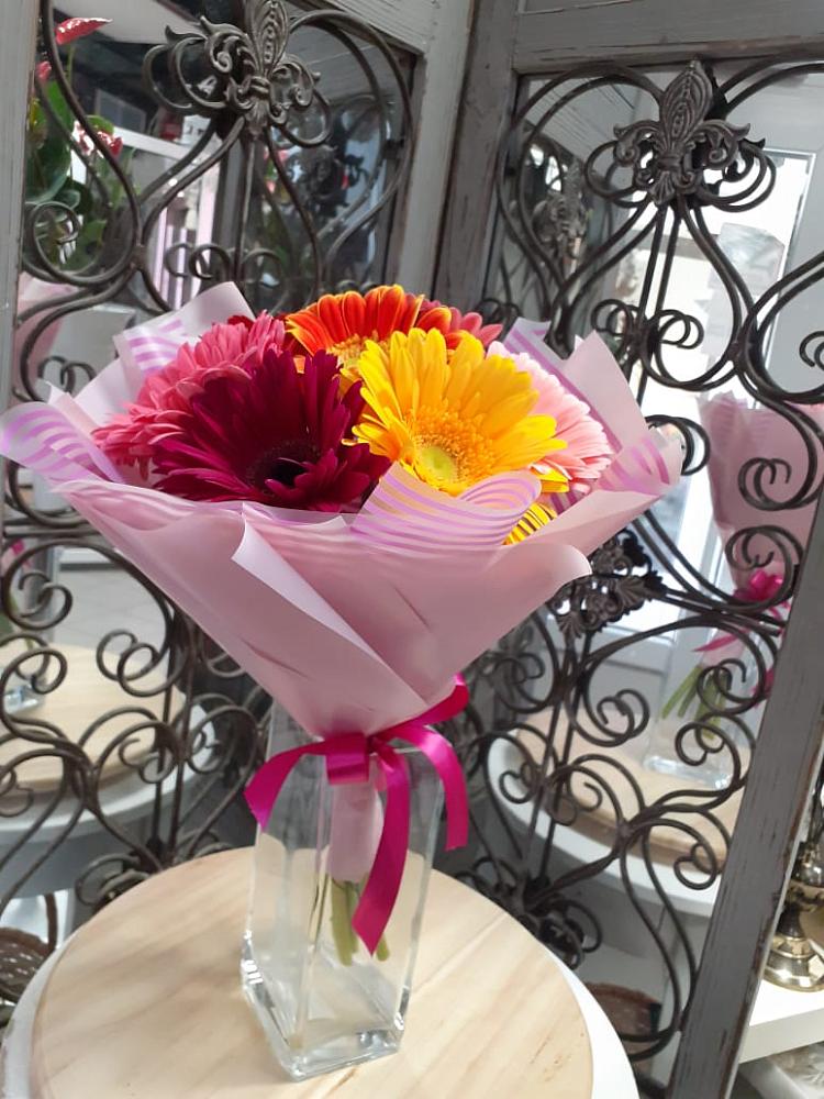 Букет цветов из: Герберы в Журавском