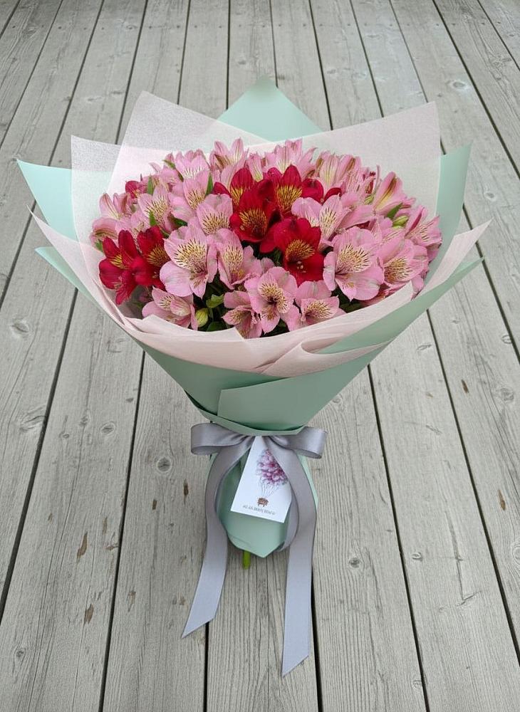Букет цветов из: Альстромерии в Журавском