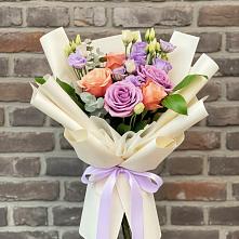 Букет цветов из:  Лизиантусы и Розы #REPLACE_PRED# Журавском