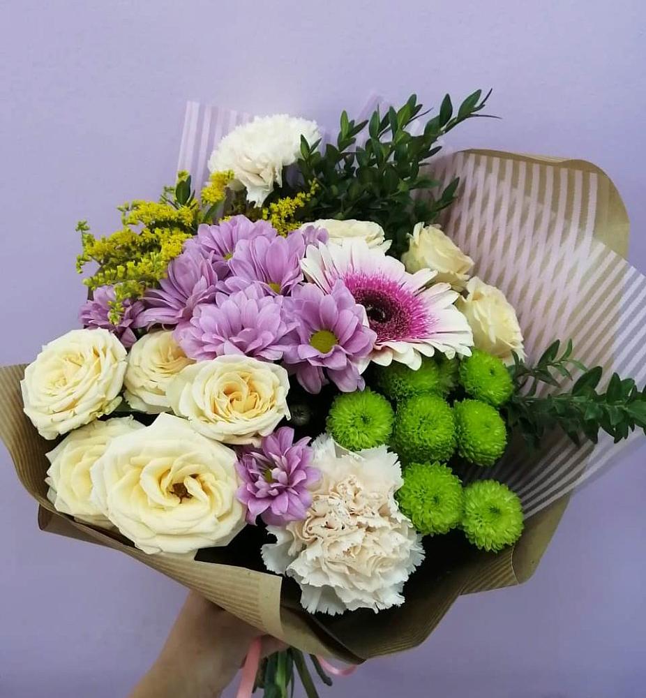 Букет цветов из: Хризантемы, Розы, Гвоздики и Герберы в Журавском