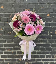 Букет цветов из:  Герберы и Хризантемы в Журавском