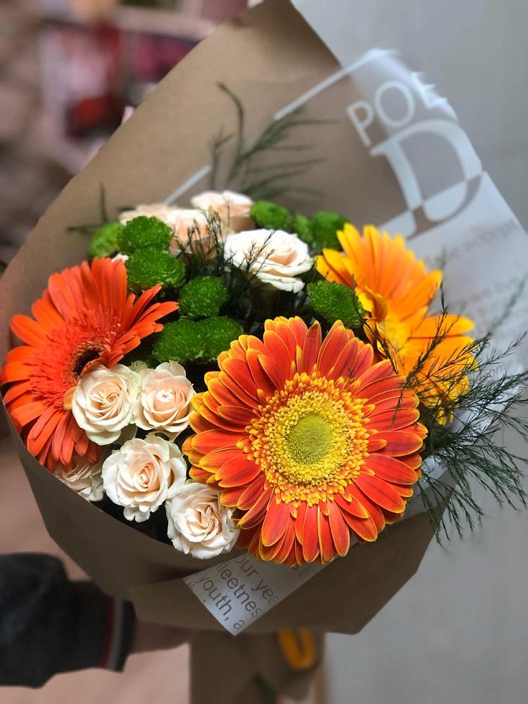 Букет цветов из: Герберы, Хризантемы и Розы в Журавском