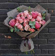 Букет цветов из:  Розы в Журавском